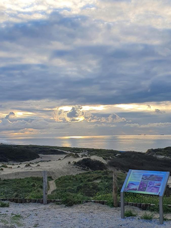 Bed and Breakfast Scheveningen Sea Side L'Aia Esterno foto